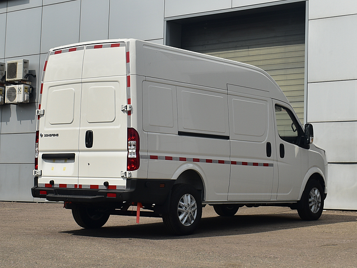 Цельнометаллический фургон DongFeng